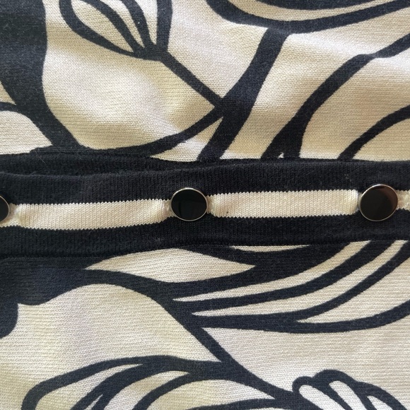 Ann Taylor Black and Cream Floral Cardigan - Picture 7 of 7